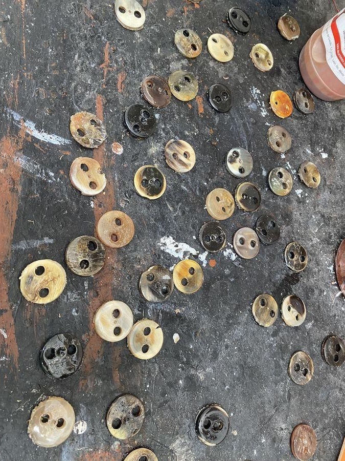 Pieza de cuero artesanal 1